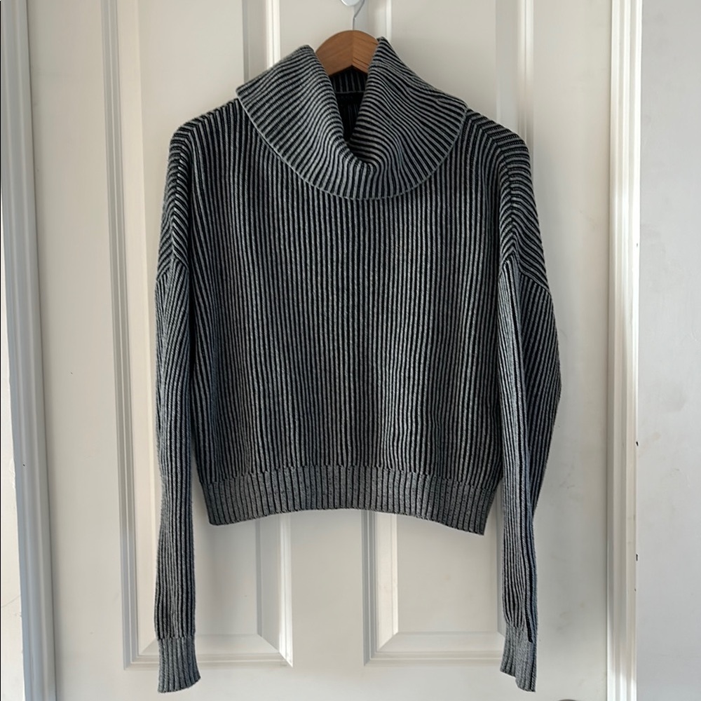 bobiBLACK Los Angeles Striped Gray Women's Sweater